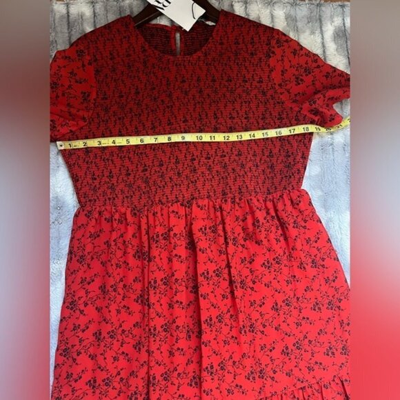 Zara Smocked Floral Maxi Dress Size Large - Picture 4 of 11